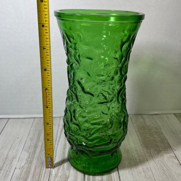 Vintage Hoosier Glass Vase Crinkle Textured Pattern Emerald Green 8.5'' Tall - Picture 3 of 4